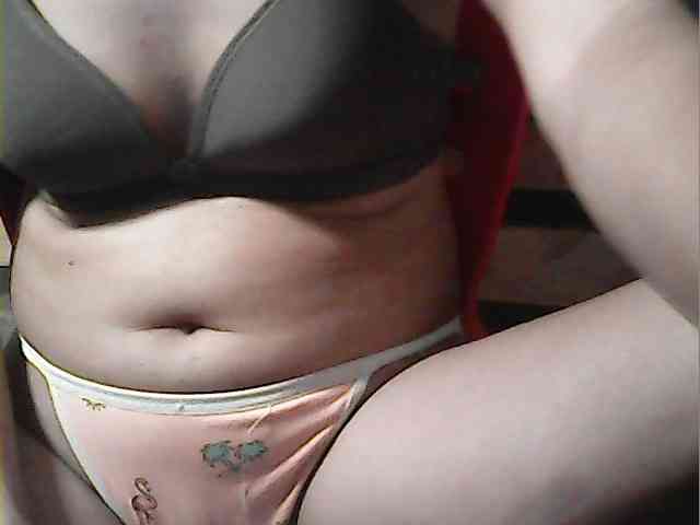 HornyNica webcam