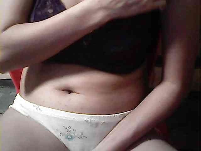 HornyNica webcam