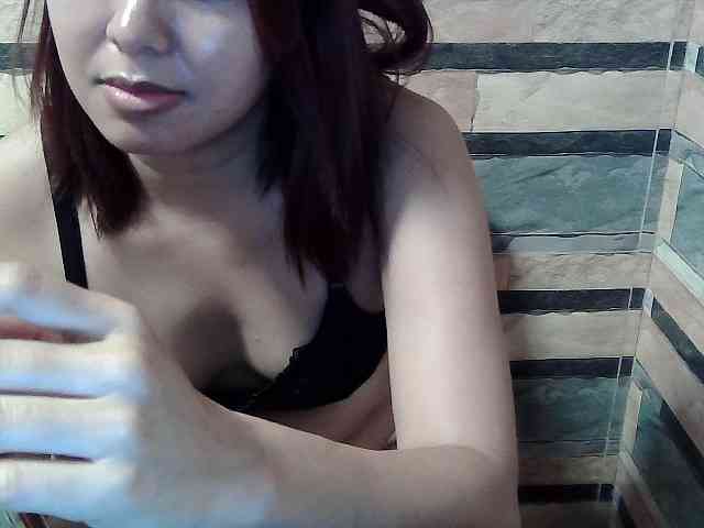 HornyNica webcam