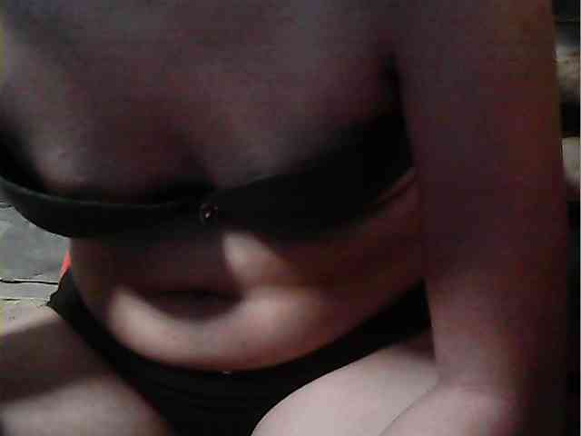 HornyNica webcam