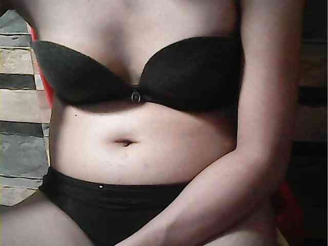HornyNica webcam