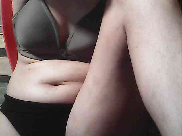 HornyNica webcam