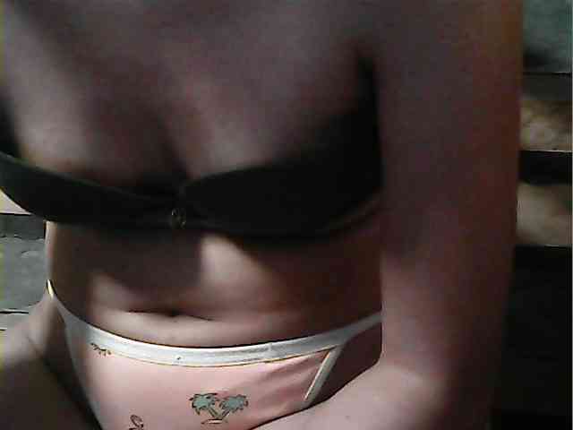 HornyNica webcam
