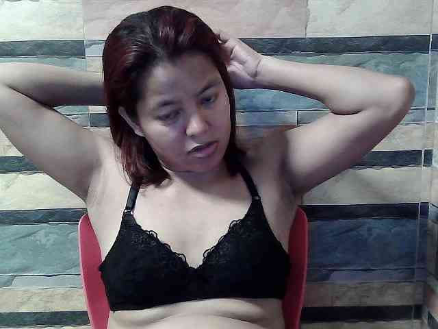 HornyNica webcam