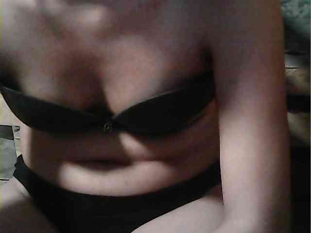 HornyNica webcam