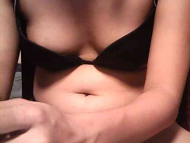 HornyNica webcam