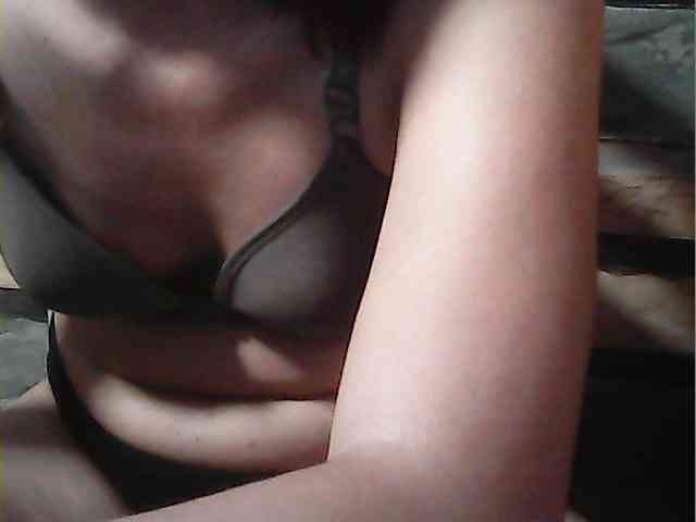 HornyNica webcam