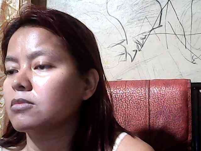 flowerhairypinay Live Webcam on BongaCams