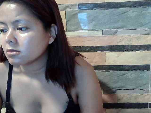 HornyNica webcam