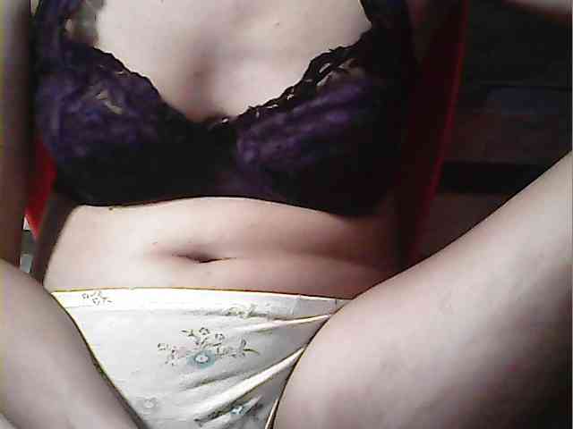 HornyNica webcam