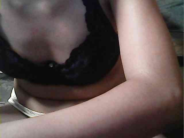 HornyNica webcam