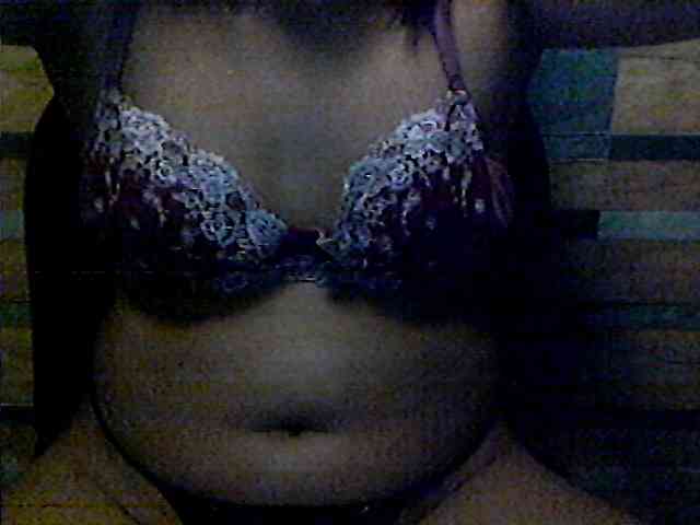 HornyNica webcam