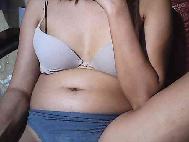 HornyNica webcam