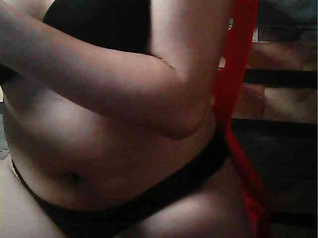 HornyNica webcam