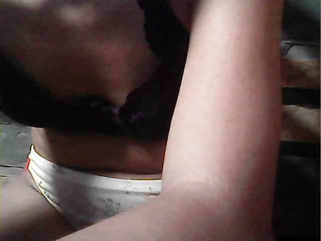 HornyNica webcam