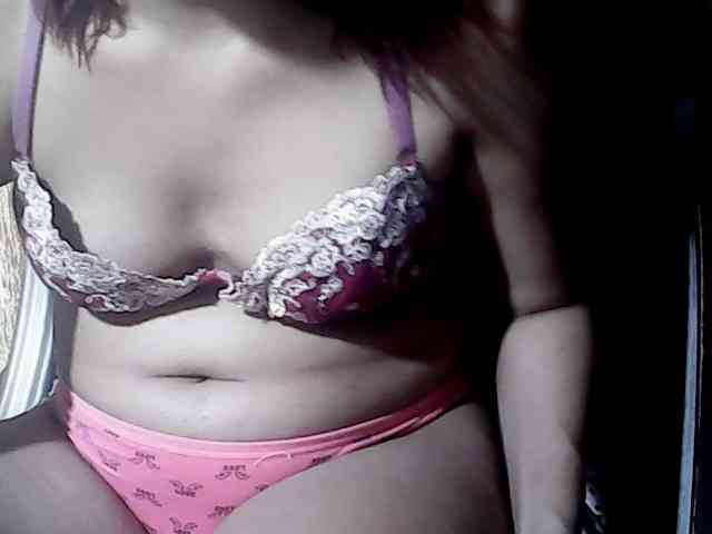 HornyNica webcam