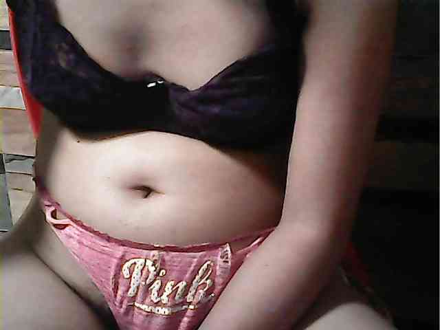 HornyNica webcam