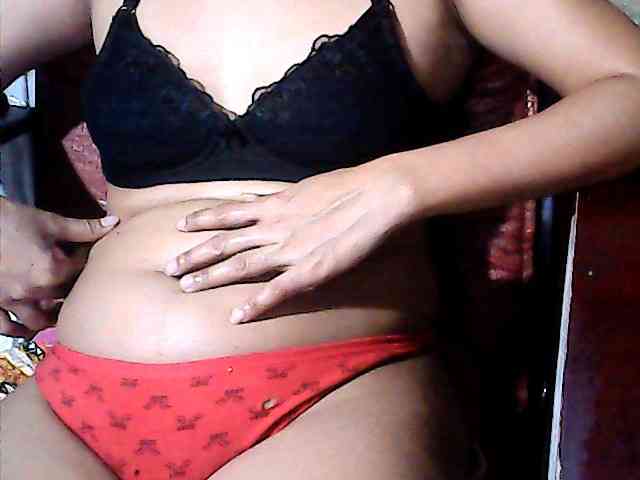 HornyNica webcam