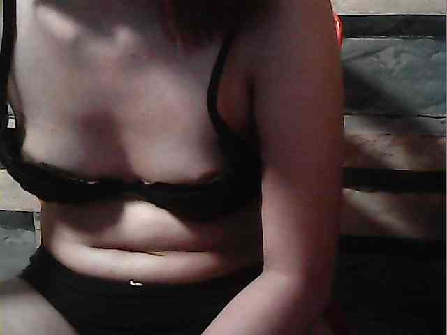 flowerhairypinay Live Webcam on BongaCams