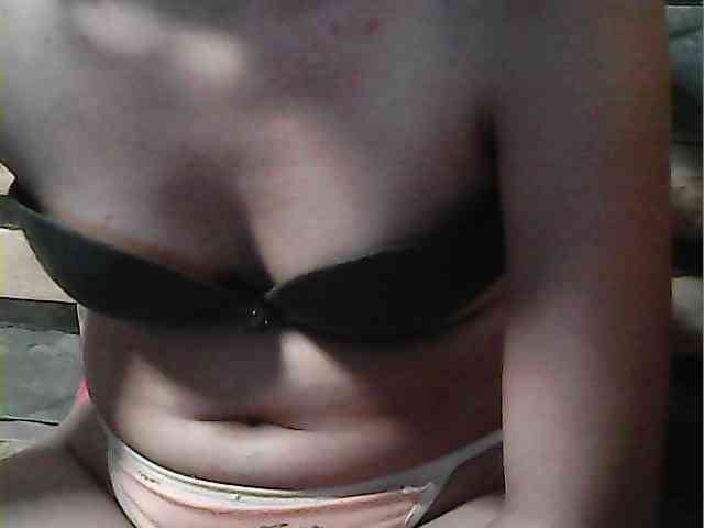 HornyNica webcam