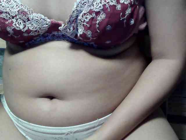 flowerhairypinay's webcam live show