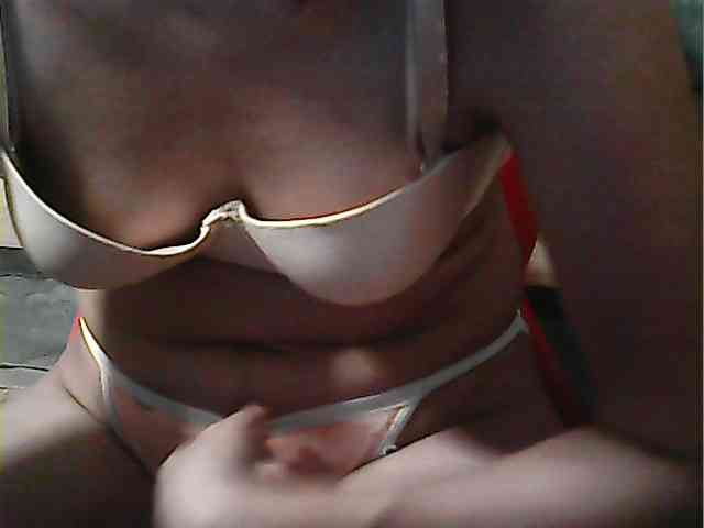 HornyNica webcam