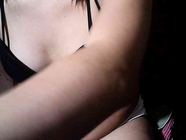 HornyNica webcam