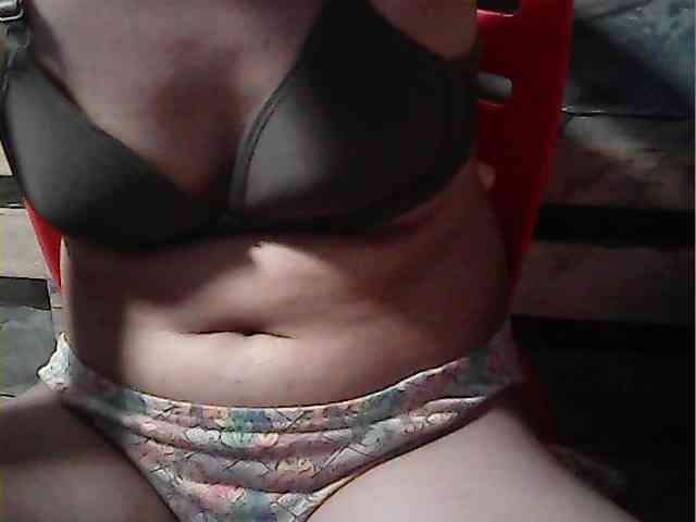 HornyNica webcam