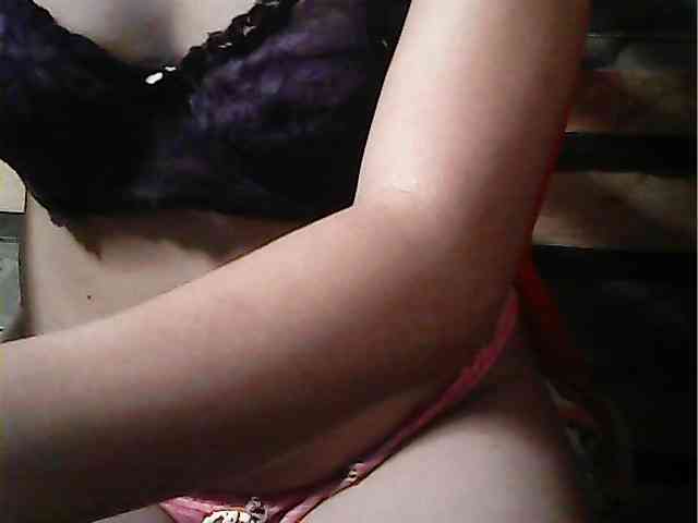 HornyNica webcam