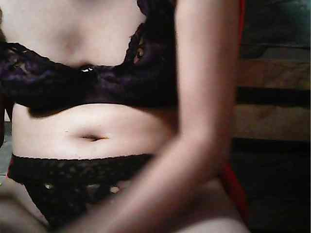 HornyNica webcam