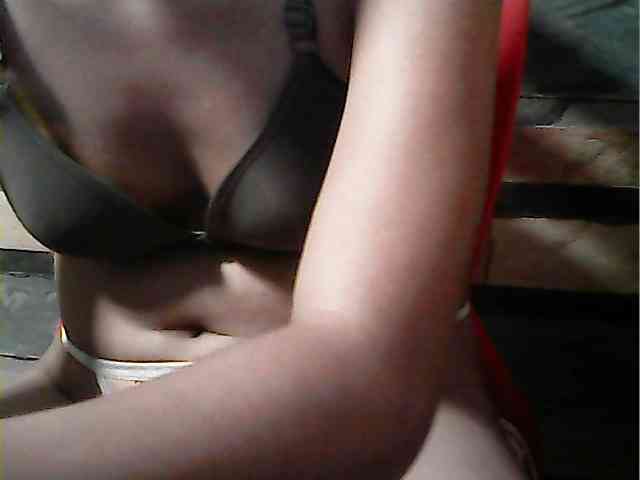HornyNica webcam