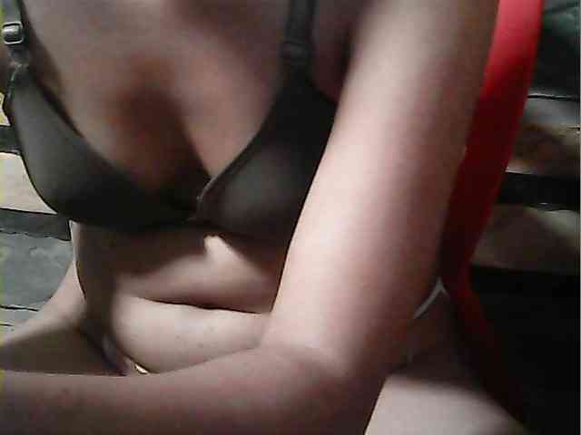 HornyNica webcam