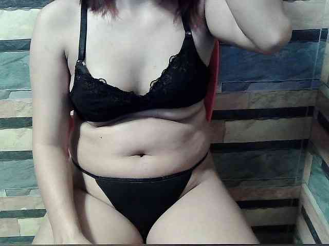 HornyNica webcam