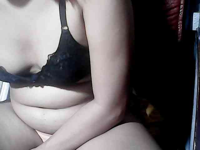 HornyNica webcam