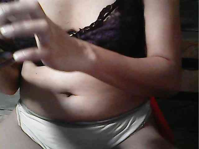 HornyNica webcam