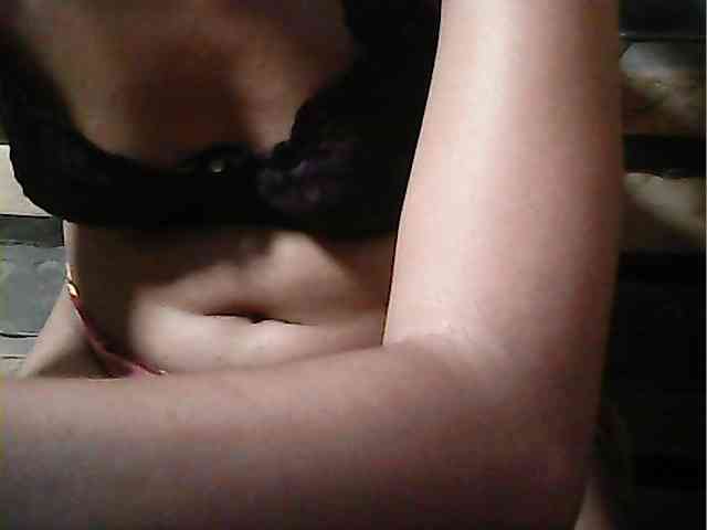 HornyNica webcam