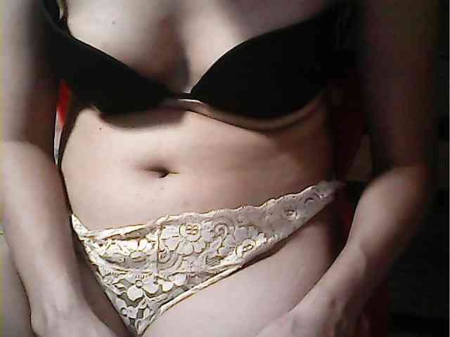 HornyNica webcam