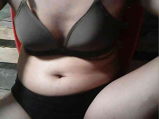 HornyNica webcam