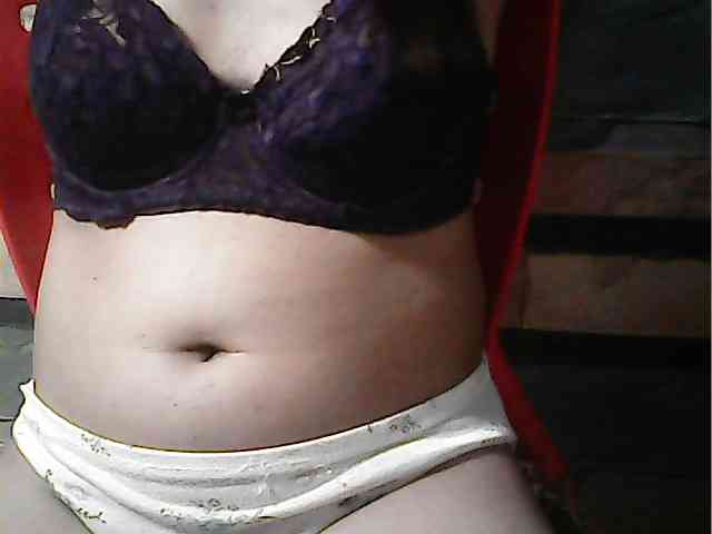 HornyNica webcam