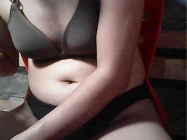 HornyNica webcam