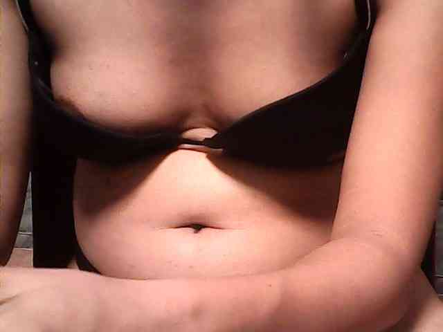 HornyNica webcam