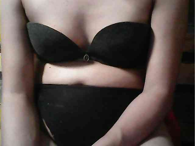 HornyNica webcam