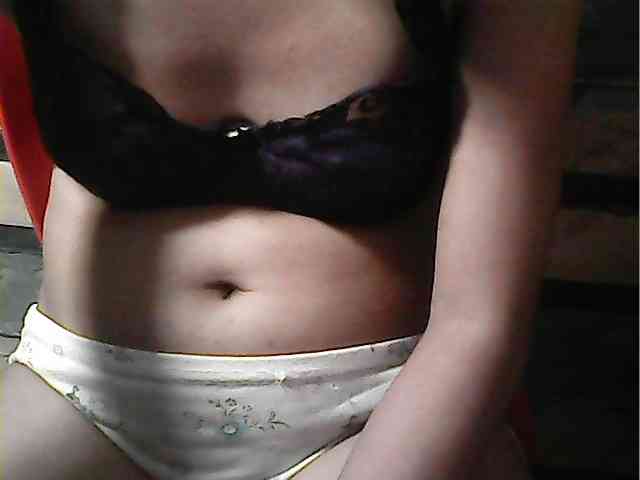 HornyNica webcam