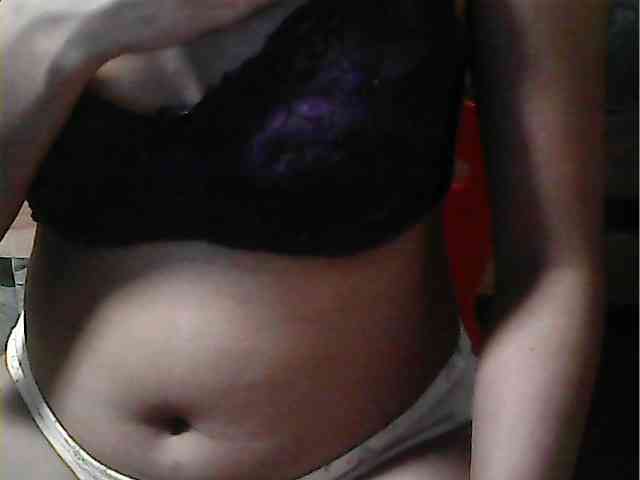 HornyNica webcam