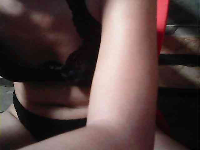 HornyNica webcam