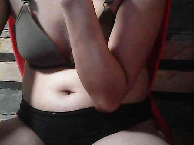 HornyNica webcam