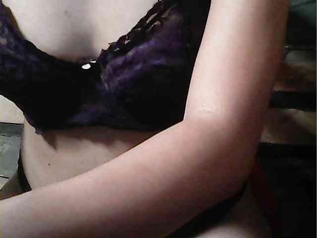 HornyNica webcam