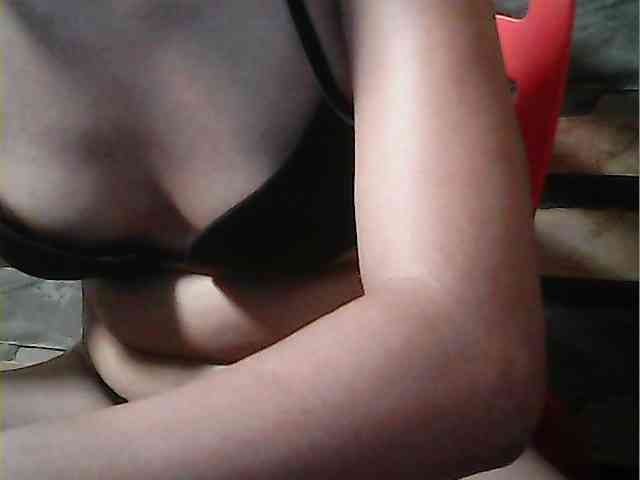 HornyNica webcam