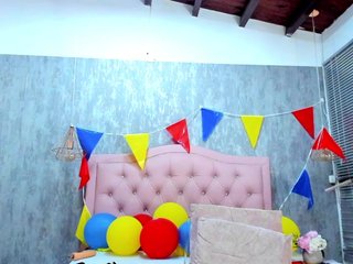 Nahomidi-bello Porn Show