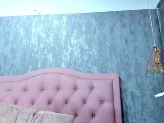 Nahomidi-bello Porn Show
